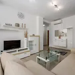 With 3 Bedrooms * 포레치
