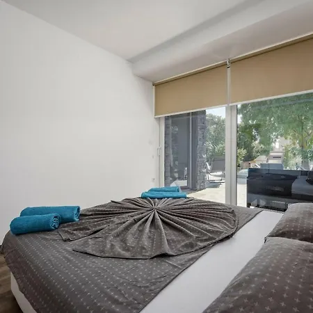 Dom wakacyjny With 3 Bedrooms *