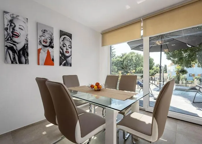 With 3 Bedrooms Casa vacanze Porec