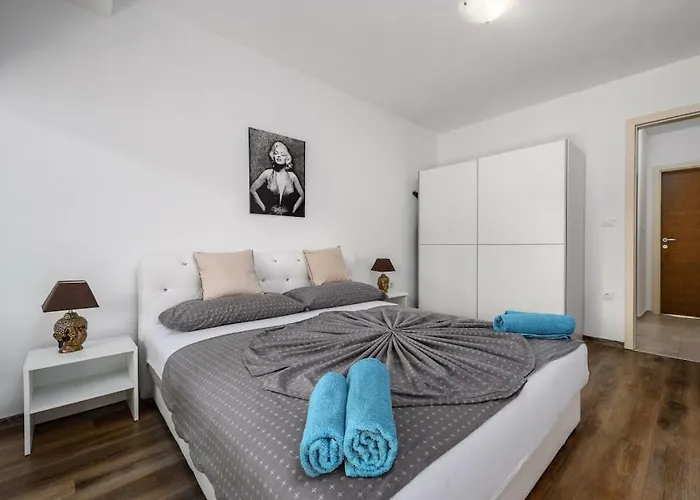 With 3 Bedrooms Casa vacanze Porec